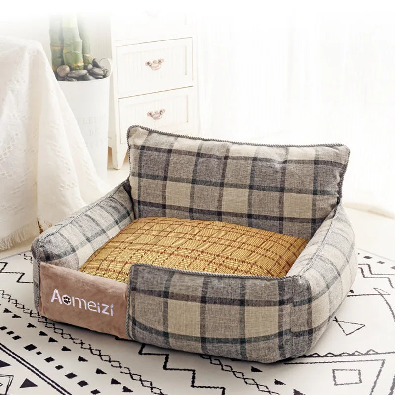 Plaid Soft Pet Sleeping Bed (Zooky-Pets)